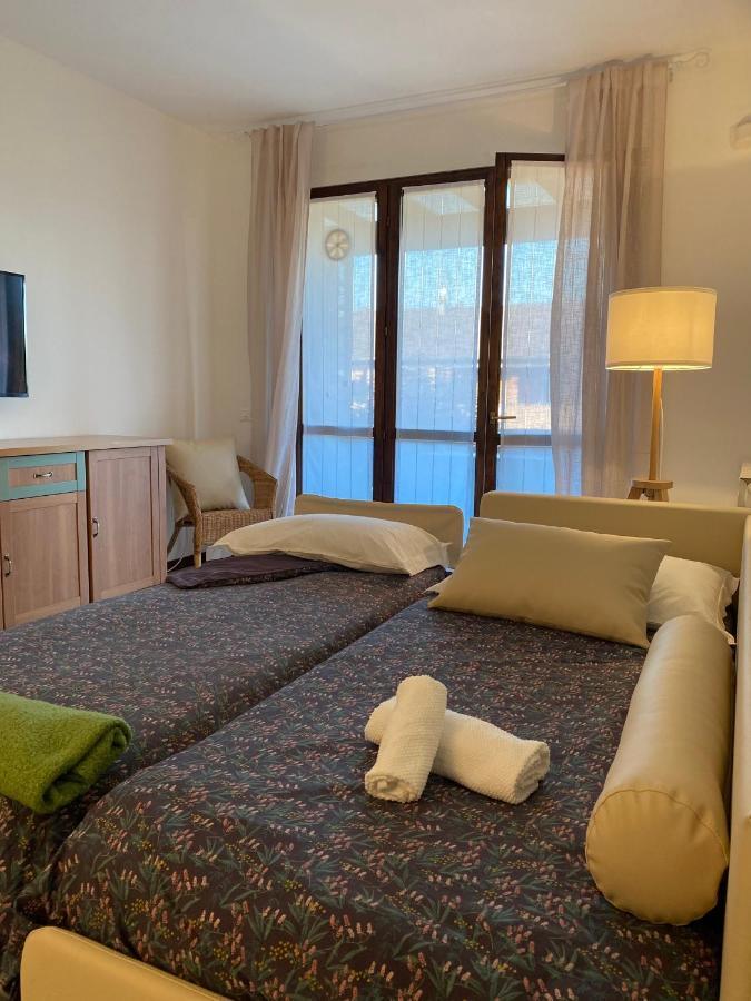 Ferienwohnung Casa Vittoria Sirmione Exterior foto